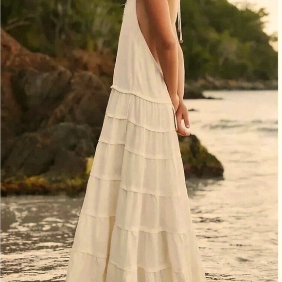 $118 Free people Somewhere Sunny Drop Waist Halter Maxi Dress Cream Size M NWOT - Picture 3 of 3